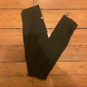 Luluelemon Align Leggings (size 4)